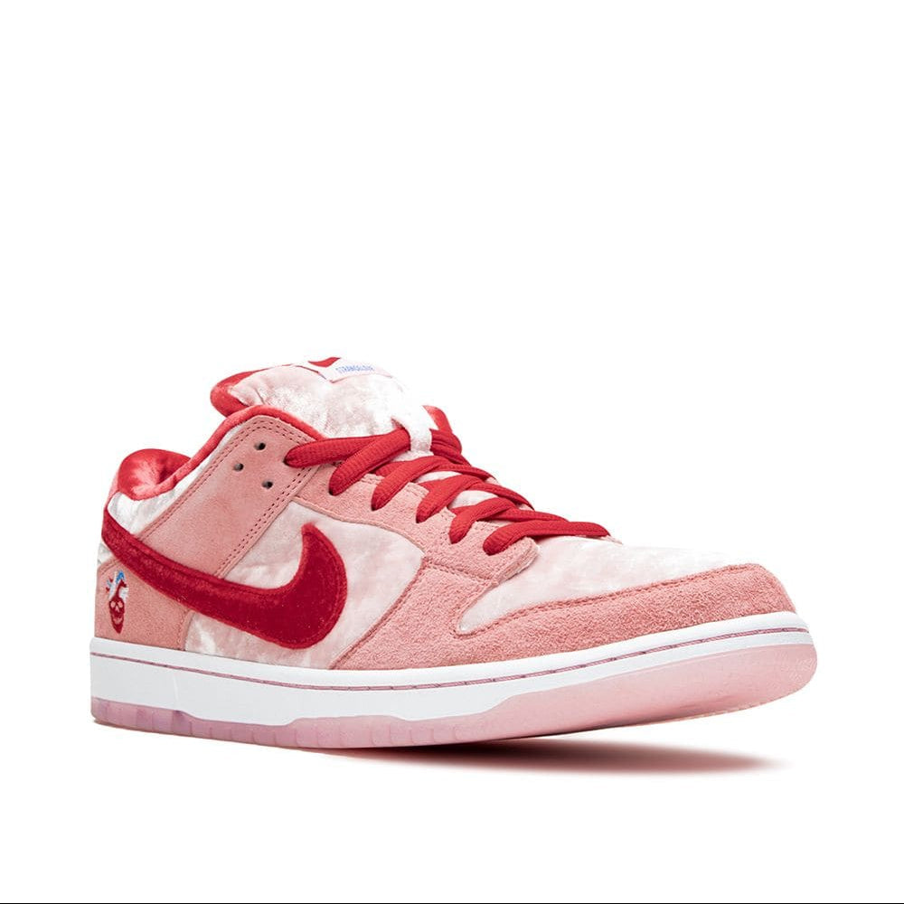 Nike SB Dunk Low Pro 'Strangelove'