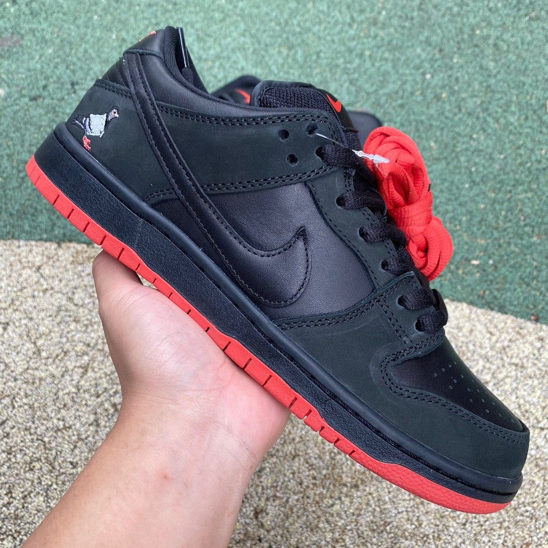 Nike Dunk Low TRD 'Black Pigeon'