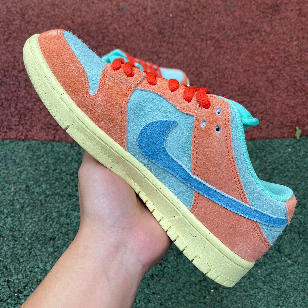 Nike SB Dunk Low Pro Prm 'Noise Aqua'