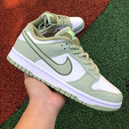 Nike Dunk Low SE 'Fleece Pack - Honeydew'