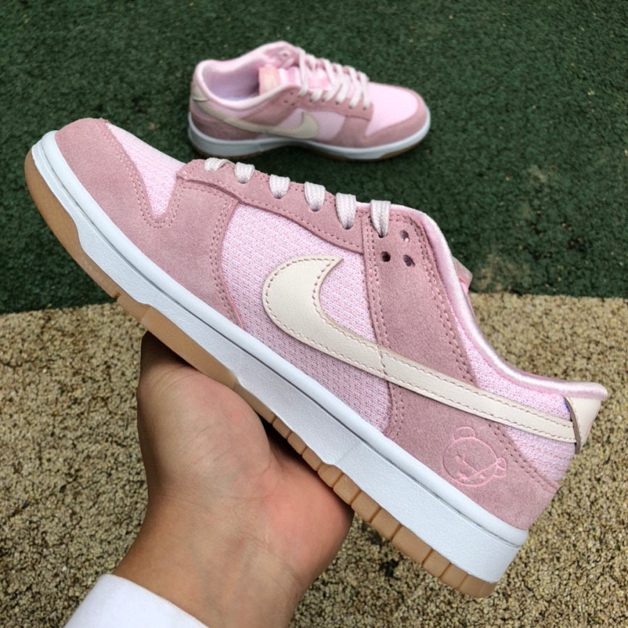 Nike Dunk Low SE 'Teddy Bear'